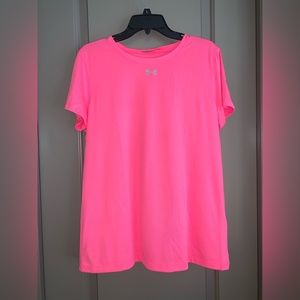Women’s Under Armour T-Shirt